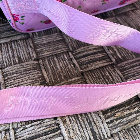 🌸 NWT Betsey Johnson Pink Floral Insulated Lunch Tote 🌸 - Picture 5 of 6